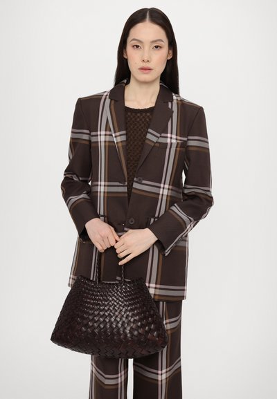 Stine Goya LONG SLEEVE BOXY BLAZER CASUAL TAILORING - Blézer - brown
