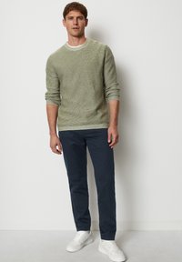 Marc O'Polo REGULAR  - Strickpullover - olive