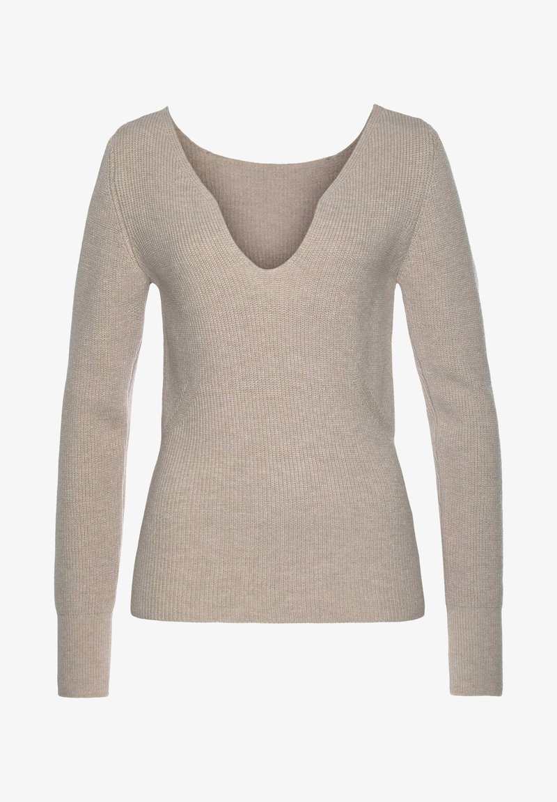 Pull beige côtelé avec un col en V et des manches longues, présentant un tissu en maille texturé et une silhouette ajustée pour une apparence épurée.