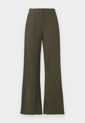 Olivengrüne weit geschnittene Hosen mit einem elastischen Bund, glattem Stoff und ohne Taschen, die ein sauberes, minimalistisches Design aufweisen.
