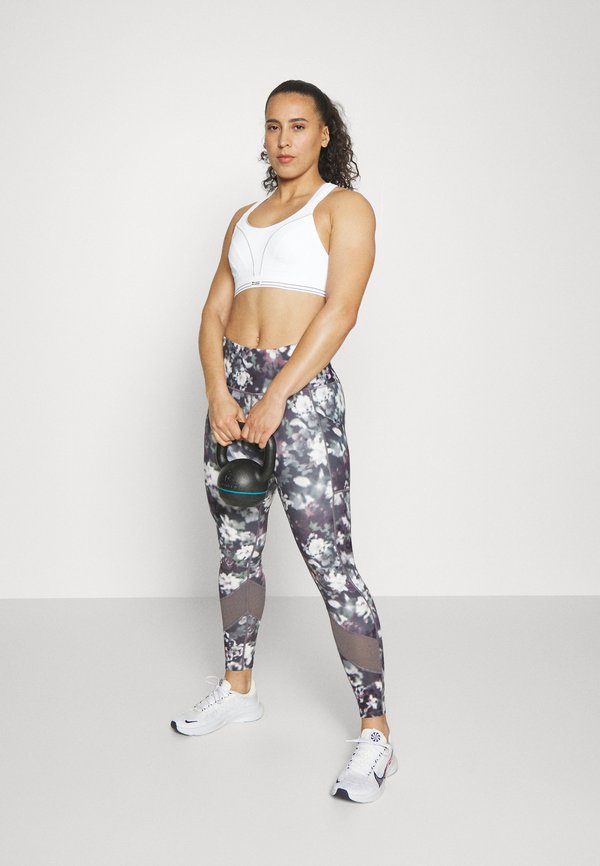 ULTIMATE RUN BRA - High support sports bra3