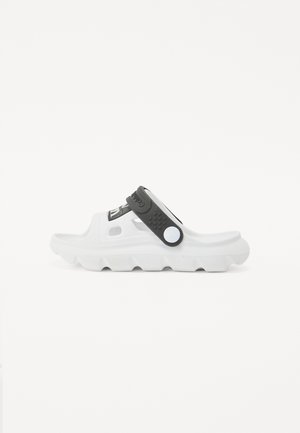 Domácí obuv - white