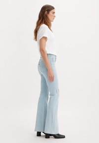 Levi's® 726™ FLARE - Flared jeans - shock and awesome