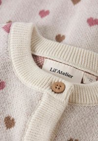 Lil' Atelier Adīta jaka - turtledove