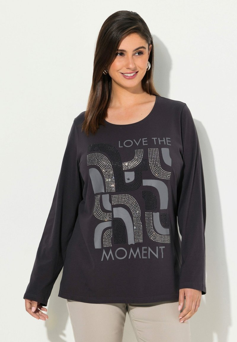 Ulla Popken GEOMETRIC LOVE THE MOMENT GRAPHIC TEE - Långärmad tröja - ebony