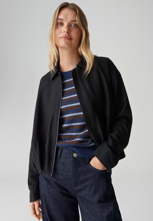 REGULAR FIT SMOOTH TOUCH - Lichte jas - black