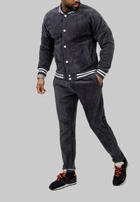 Kebello ENSEMBLE JOGGING SET - Survêtement - anthra