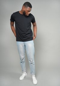 Erverte Paris MADE IN FRANCE - T-shirt basique - black