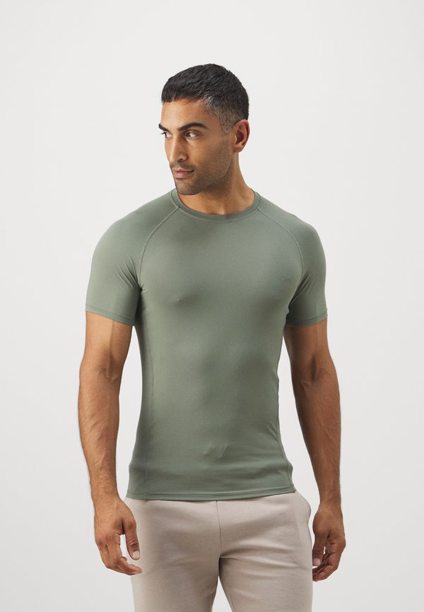 STRIDE MUSCLE FIT MEN - Sport T-Shirt