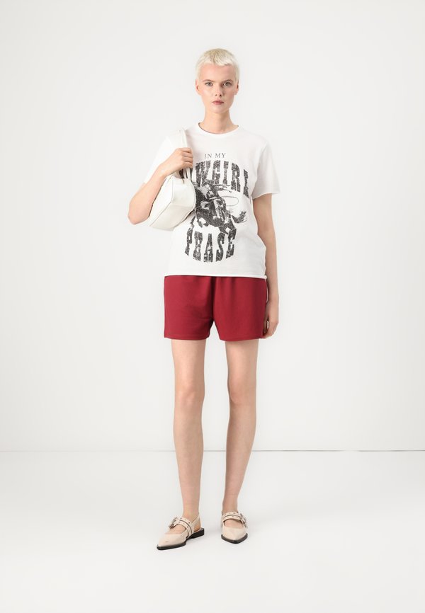 ONLJANY WIDE - Shorts - ruby wine2