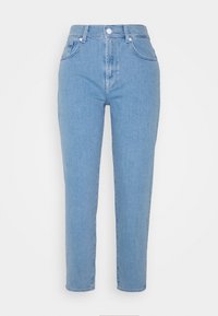 Vaaleansiniset korkeavyötäröiset farkut suoran lahkeensuunnittelun kanssa. Ominaisuuksiin kuuluu etutaskut, nappisuljenta ja hienovaraiset ompelu-yksityiskohdat.