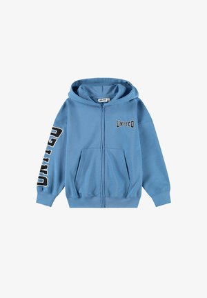 Felpa con zip di colore blu chiaro realizzata in cotone, dotata di tasca frontale, cappuccio con cordino e grafica "UNITED" in nero sulla manica e sul petto.