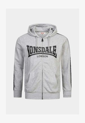 Hall kaelusega hall kapuutsiga pusa, valmistatud puuvilla ja sünteetilise koostisega kangast. Funktsioonid hõlmavad julget musta "Lonsdale London" logosid, esipokette ja nööriga kapuutsi.