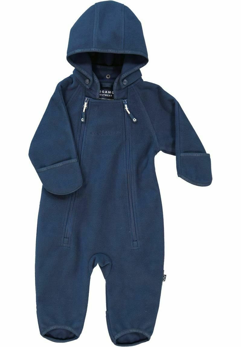 Tummansininen fleecetakki, jossa on huppu, kahdella edessä olevalla vetoketjulla, resoroidut hihat ja pehmeä rakenne, joka sopii kylmälle säälle.