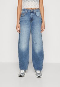 BDG Urban Outfitters - BATTERED VINTAGE LOGAN - Blugi loose fit - blue Imagine miniatură 1