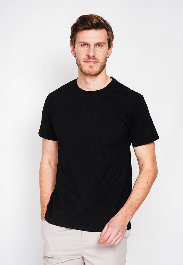 Le Jardin Du Lin T-shirt basic zwart