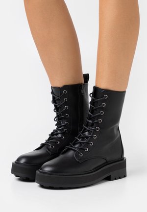 Even&Odd, Bottines à plateau - black
