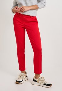 Non sélectionné, rouge