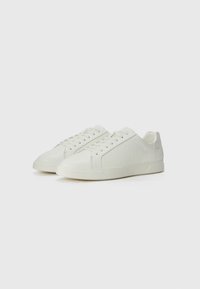 Calvin Klein PRO CUPS - Zapatillas - bright white