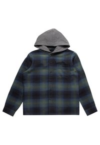 Camisa de franela con un patrón de cuadros azul oscuro y verde, acompañada de una sudadera con capucha gris. Frente abotonado, un bolsillo en el pecho y mangas largas.