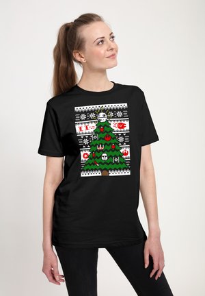 - T-shirt z nadrukiem