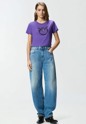 QUENTIN - T-shirt con stampa - real purple