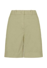 Pantaloni corti alla lunghezza del ginocchio in tessuto verde chiaro, con davanti piatto, passanti per la cintura e due tasche laterali verticali. Superficie liscia e non testurizzata.
