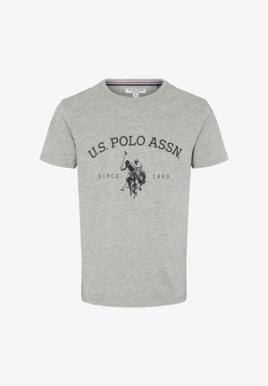 Grijs T-shirt met zwarte tekst U.S. Polo Assn., twee polo-spelers te paard en "Since 1890" onder het logo gedrukt.