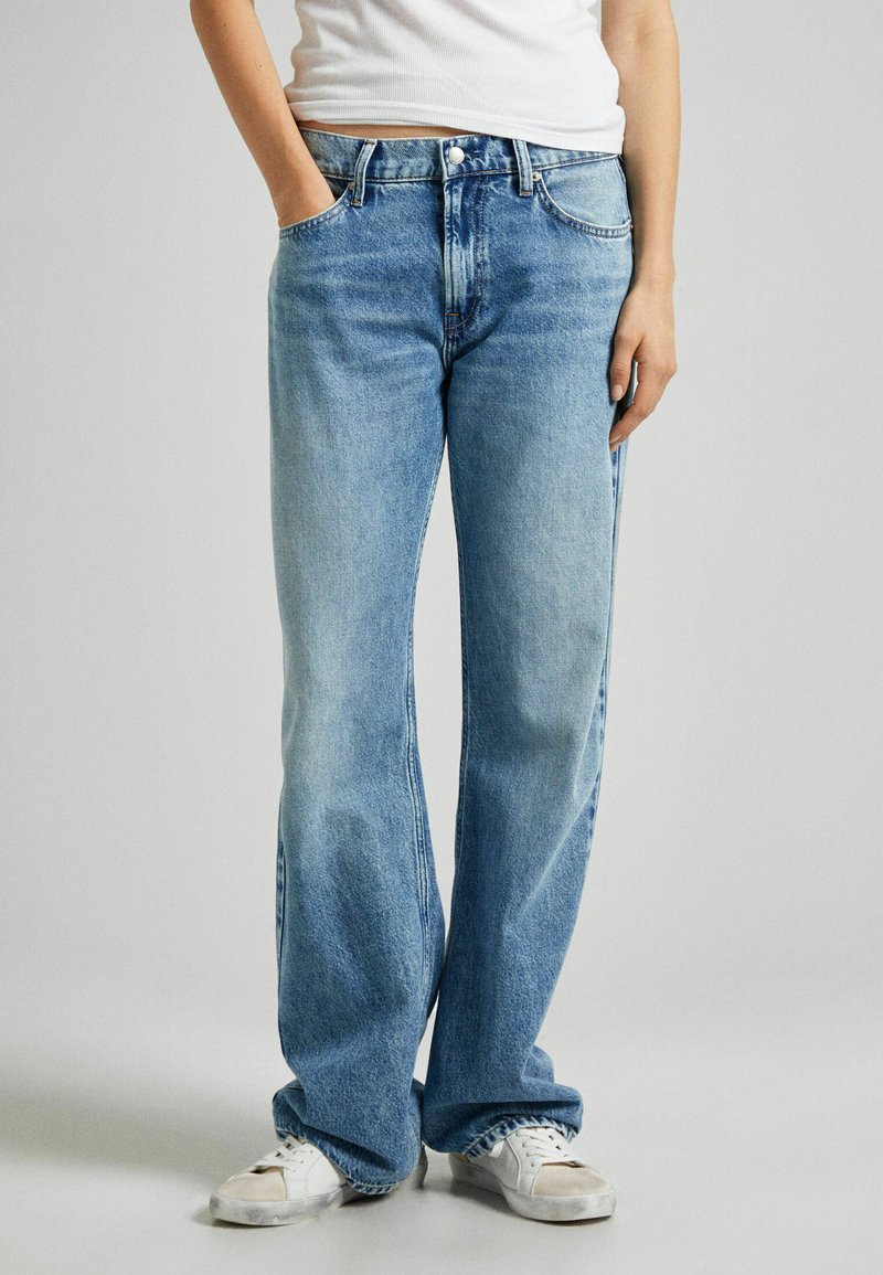 Pepe Jeans RELAXED FIT BOYFRIEND VINTAGE Jean flare denim/denim bleu ZALANDO.FR