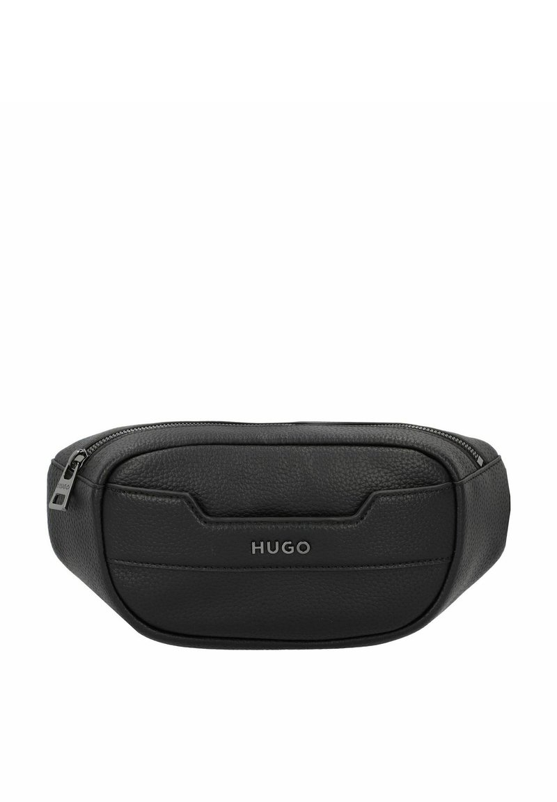 Borsa a cintura nera in pelle con finitura testurizzata, caratterizzata da un logo HUGO ben visibile, una chiusura con zip e una forma rettangolare elegante.