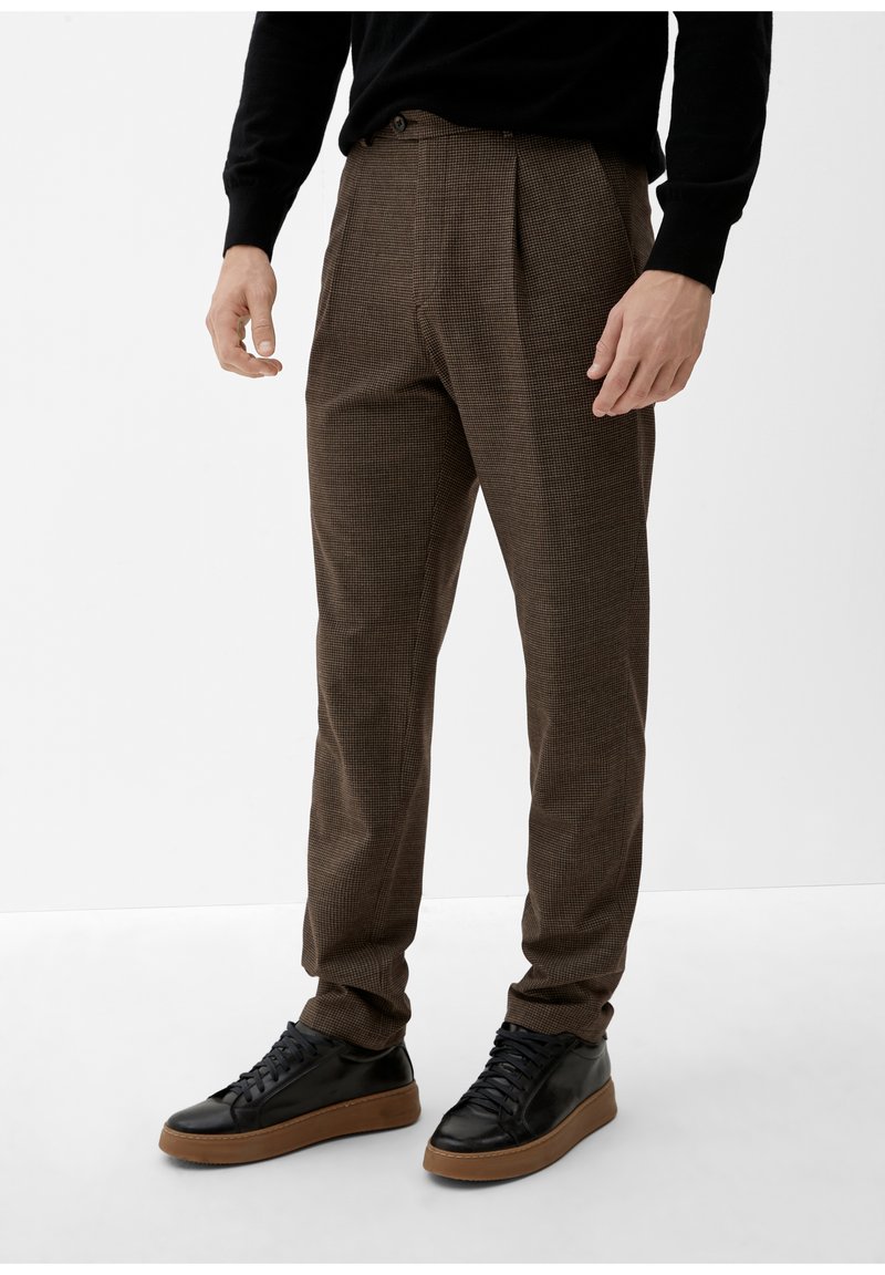 s.Oliver BLACK LABEL Chino dunkelbraun Zalando.de