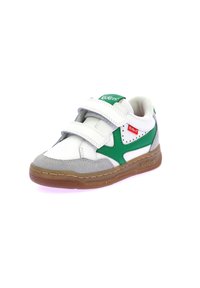 Sneaker bianco e verde con cinturini in velcro, accenti in camoscio grigio e suola in gomma. Presenta fori perforati e un logo del marchio.