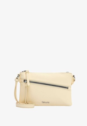 Beige Leder-Umhängetasche mit verstellbarem Riemen, schräger Frontreißverschlusstasche und silbernem Markenlogo-Detail.