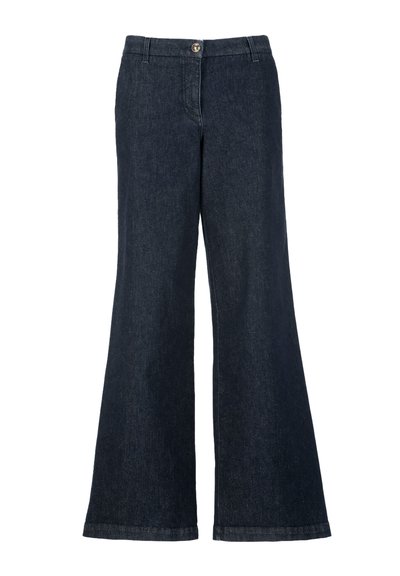 Mørk denim flared bukser med knaplukning og bæltestropper. Har et bredt ben design og en ren kant uden synlige mønstre.