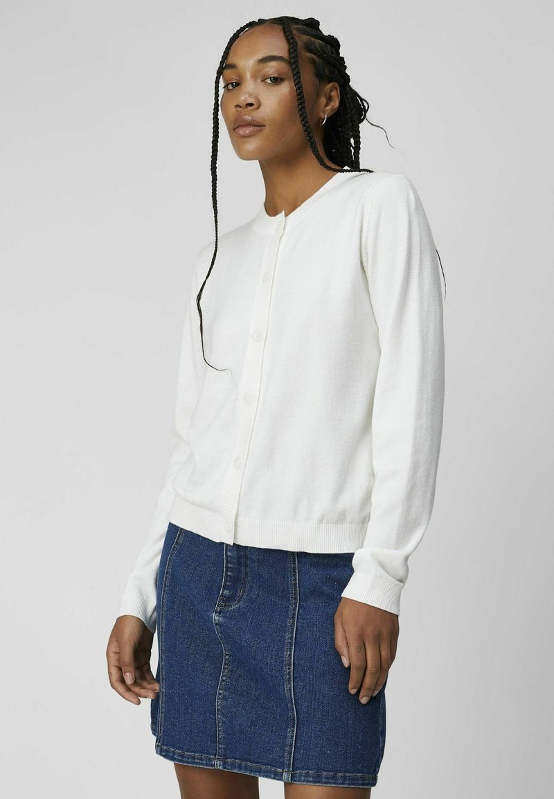 Object OBJTHESS L/S SHORT CARDIGAN NOOS - Vest - cloud dancer