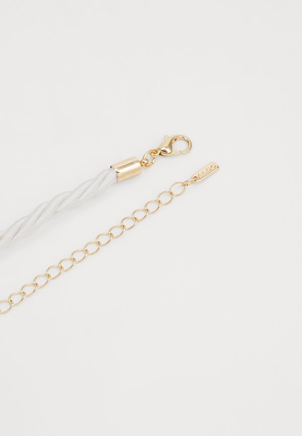 CHICADELLICC - Necklace2