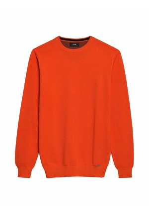 Pomarańczowy sweter dzianinowy z okrągłym dekoltem, długimi rękawami i teksturowanym wzorem. Posiada prążkowane mankiety i dół, z małym detalem logo.