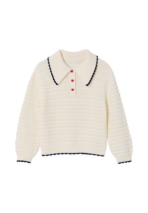 Cremefarbener Strickpullover mit weitem Kragen, der mit Marineblau eingefasst ist, mit drei roten herzförmigen Knöpfen und marineblauen Abschlüssen an Bündchen und Saum.