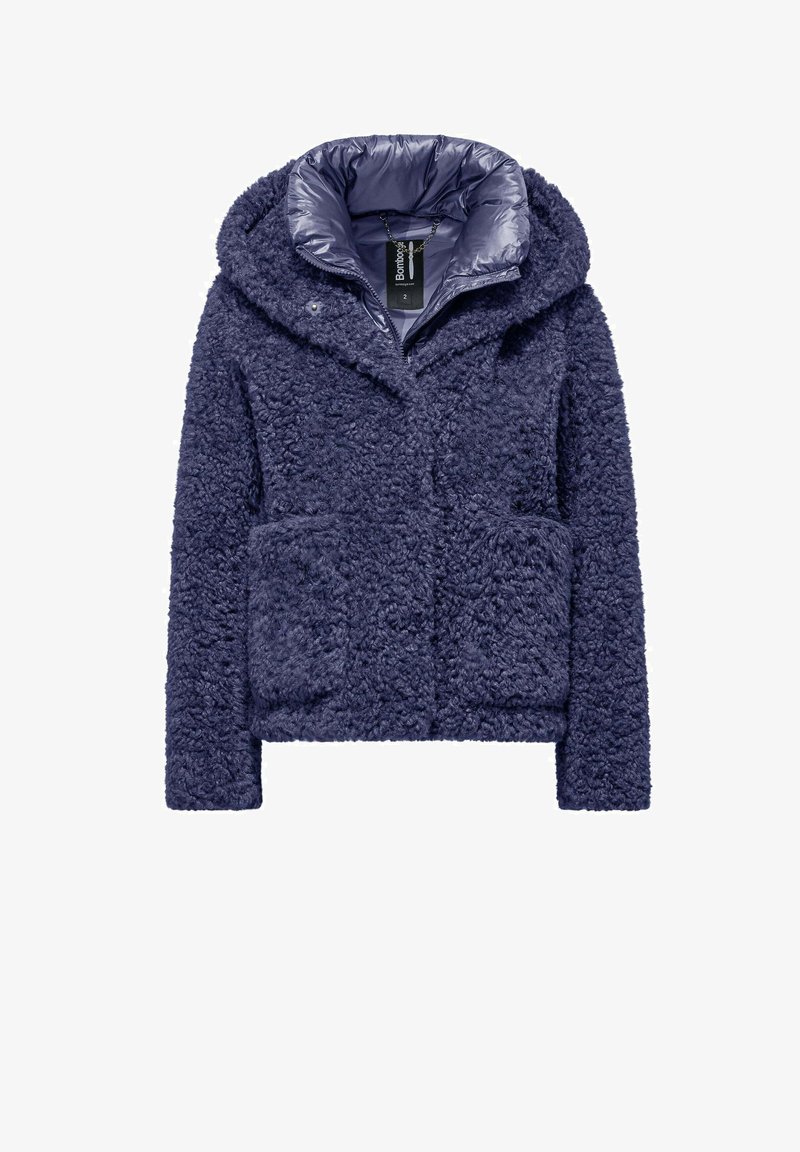 Marineblauwe fleecejas met een gestructureerde, fluffy buitenkant, een capuchon en twee voorzakken. Gevoerd met een gladde stof voor warmte.
