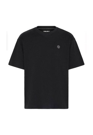 Svart kortärmad t-shirt i bomull med rund halsringning och en liten geometrisk logotyp på vänster bröst.