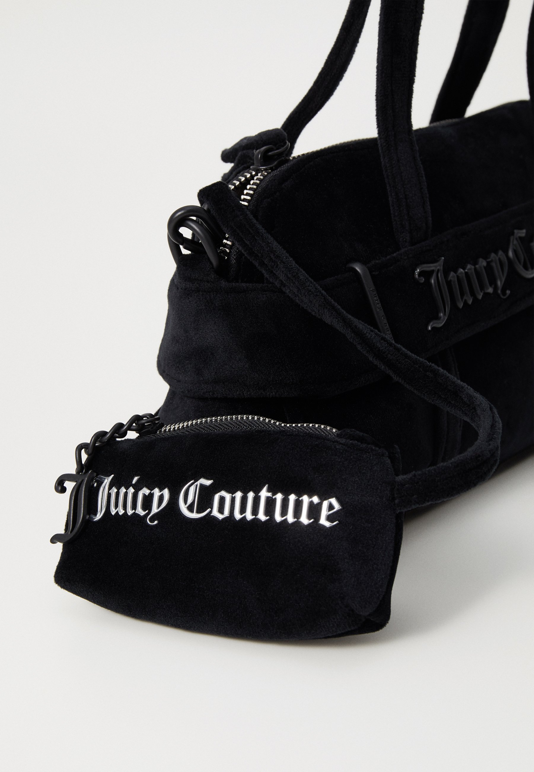 2WAY【JUICY COUTURE】Jasmine S ポーチ ハンド ショルダー 黒 Juicy Couture JASMINE BUGATTI UNISEX SET - Handbag - black
