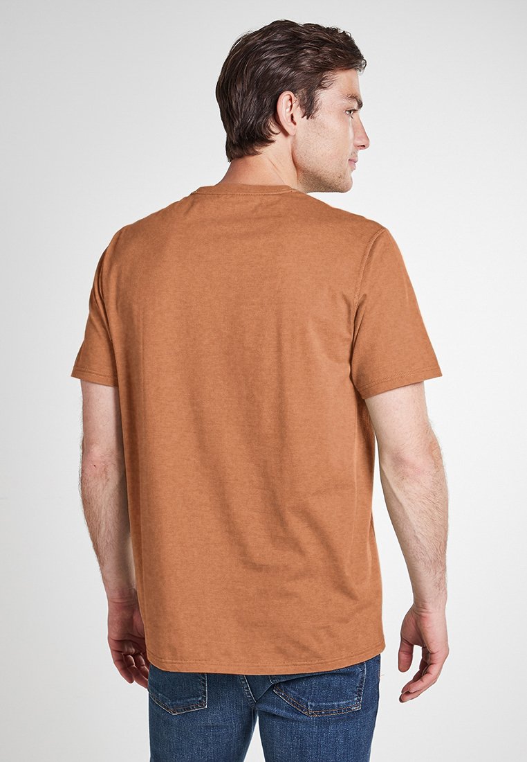 Herren Shirts | Eddie Bauer ADVENTURER™ T-Shirt basic copper/kupfer - PS69427 Herren Shirts | Eddie Bauer ADVENTURER™ T-Shirt basic copper/kupfer - PS69427