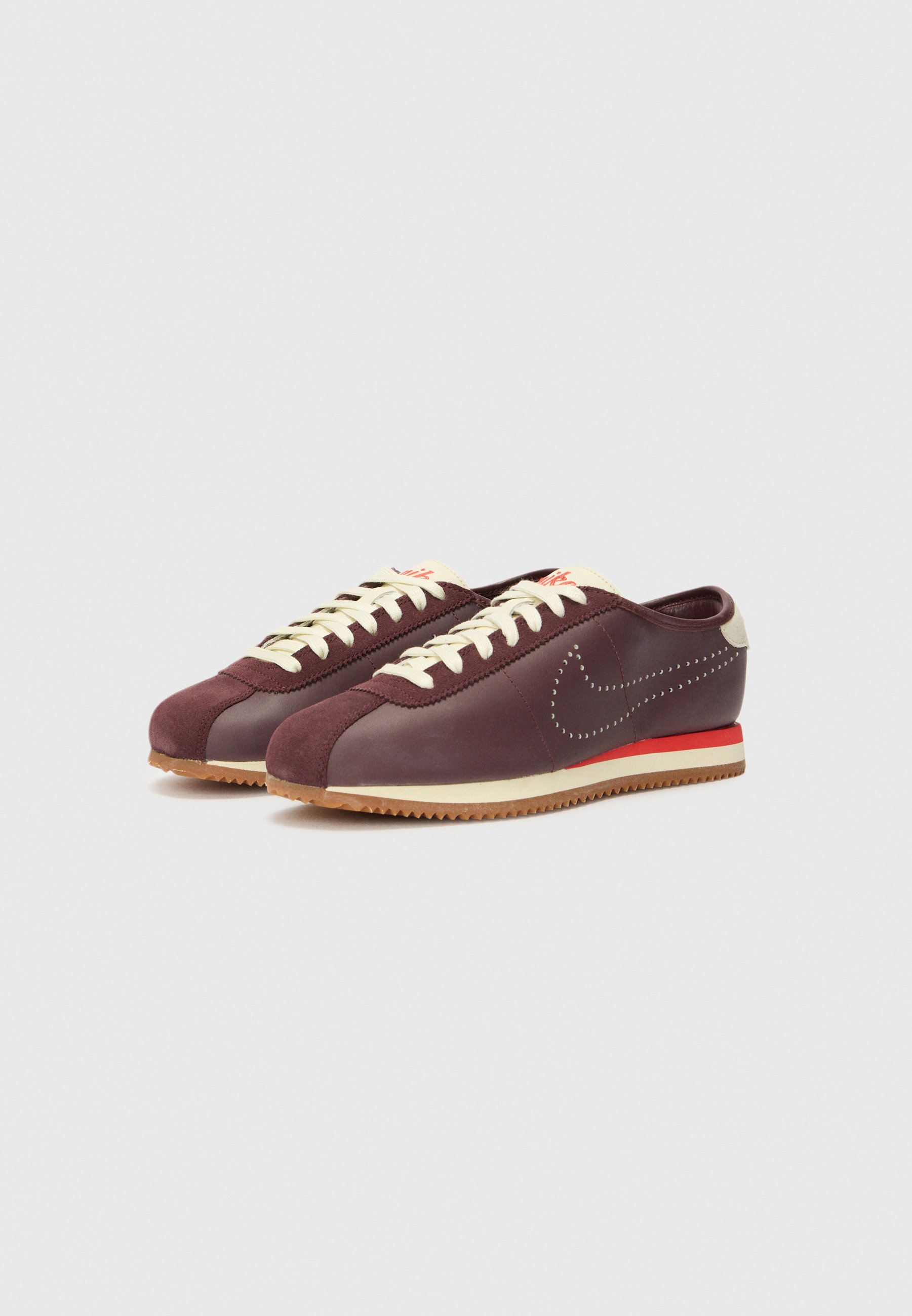 ◆Nike◆ Cortez Leather W Burgundy Crushed Coconut Milk Gum 120c6460_4228_464c_b25b_10c609