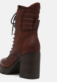 Tamaris Botines de tacón - cognac