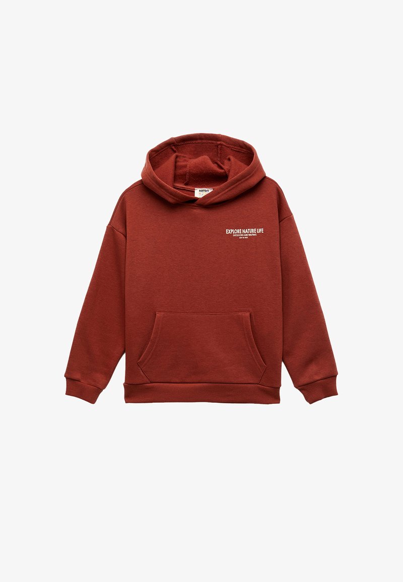 Rode hoodie gemaakt van zachte stof, met een kangoeroezak, ribgebreide manchetten en een capuchon met trekkoord. Tekstafbeelding op de borst.