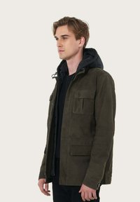 Serge Pariente BATTLE - Winterjas - khaki