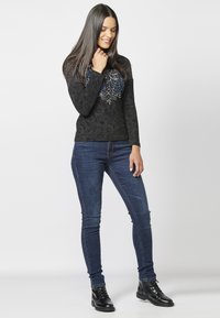 Koroshi Top s dlouhým rukávem - black