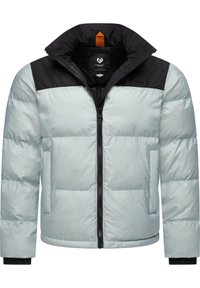 Leichte, gepolsterte Jacke in Hellblau mit schwarzen Akzenten; verfügt über einen hohen Kragen, einen Reißverschluss auf der Vorderseite und seitliche Taschen; glatte Textur.