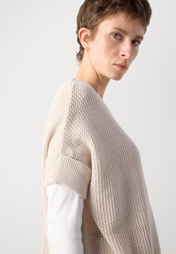 SHORTSLEEVE ROUND NECK - Print T-shirt - stone3