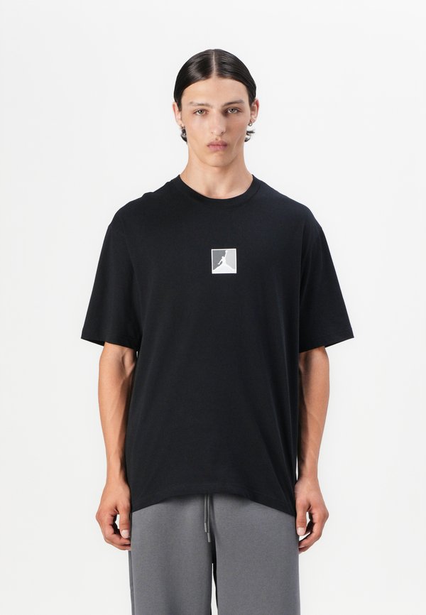 CREW - Print T-shirt2